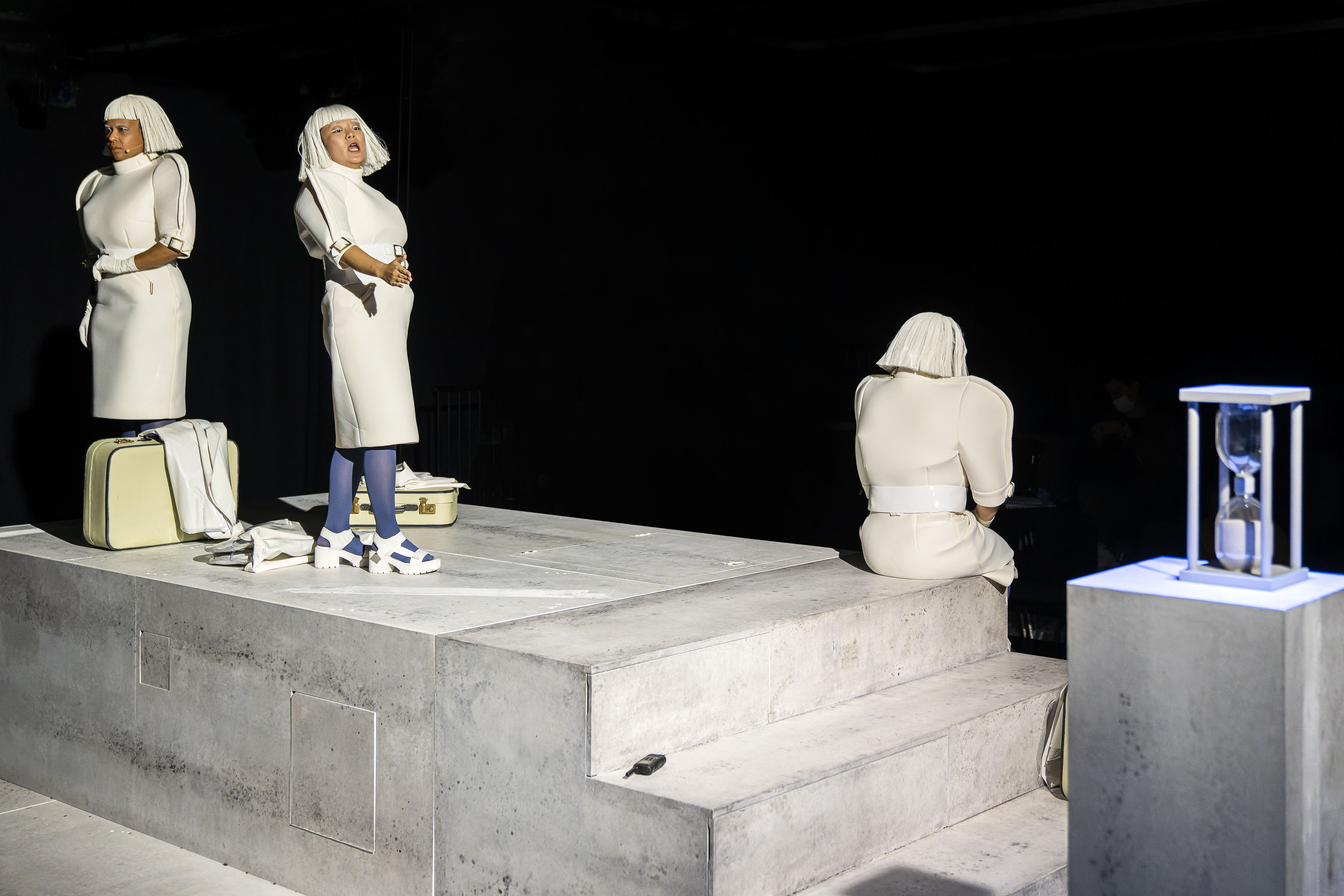 A Cockroach's Tarantella / Zolle, Luzerner Theater