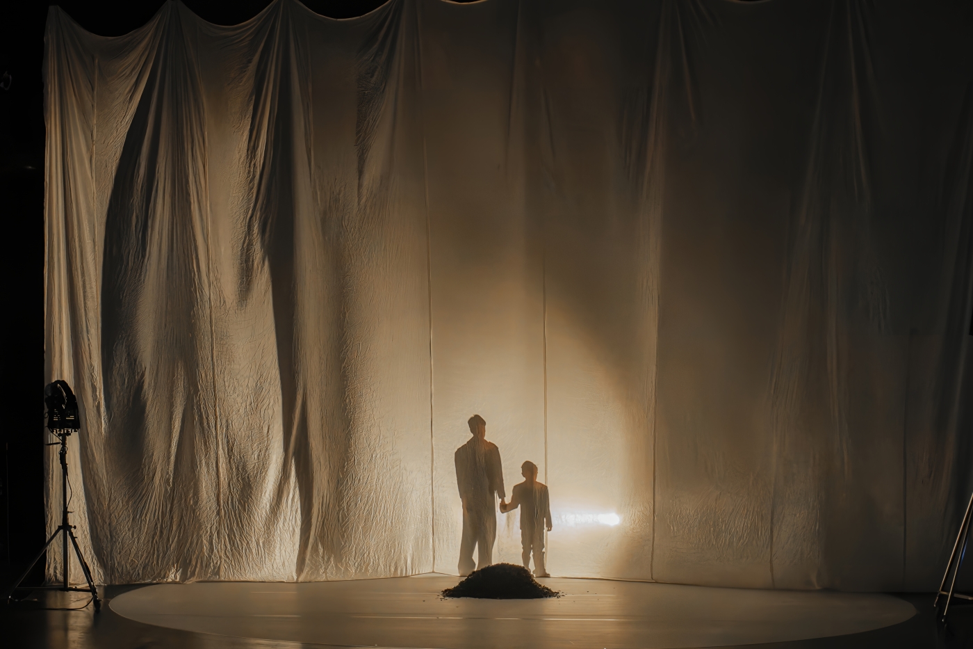 Requiem für einen Gefangenen, Luzerner Theater, Foto: Ingo Hoehn