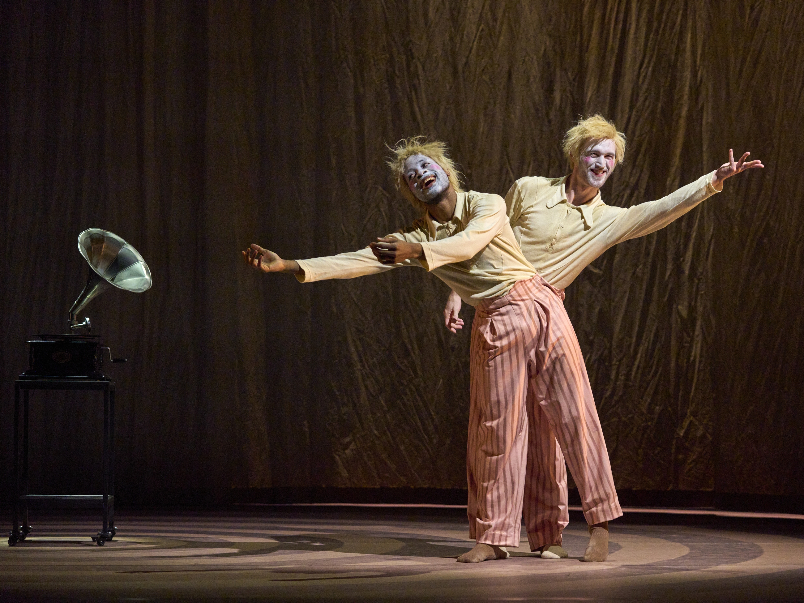 Luzerner Theater_Seeing Beyond_©Emanuel Ammon