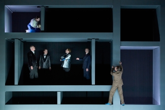 Luzerner Theater, Der Doppelgänger, Olivia Stahn, Zvi Emanuel-Marial, Christian Tschelebiew, Robert Maszl, Vladyslav Tlushch, Peter Schöne, Foto: Elmar Witt