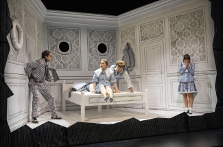 Luzerner Theater, Die Fledermaus, Michael Temporal Darell, Eyrún Unnarsdóttir, Robert Maszl, Tania Lorenzo Castro, Foto: Emanuel Ammon